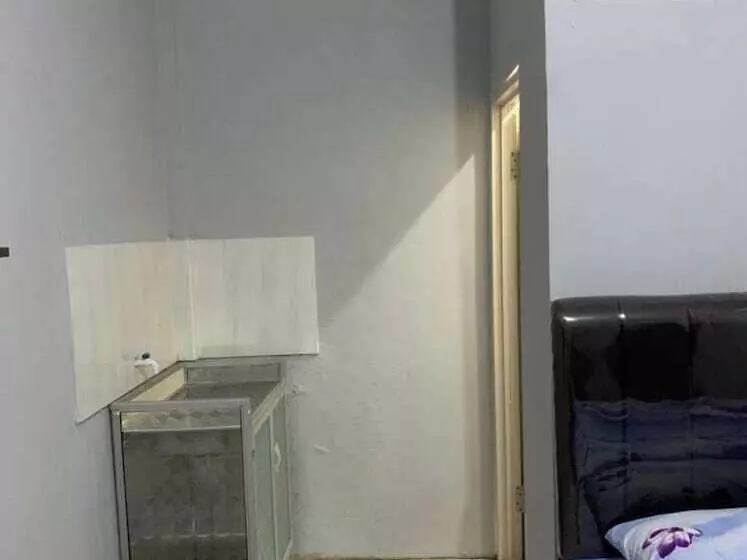 Hotelli Oyo 94098 Fgh Residence 1