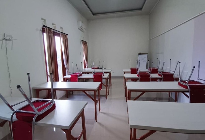 Hôtel Spot On 94076 Tinampi House Syariah