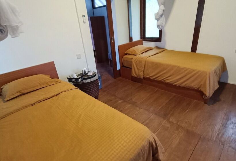 Hôtel Spot On 94076 Tinampi House Syariah