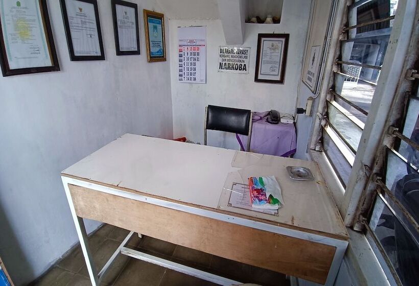 Hôtel Spot On 94076 Tinampi House Syariah