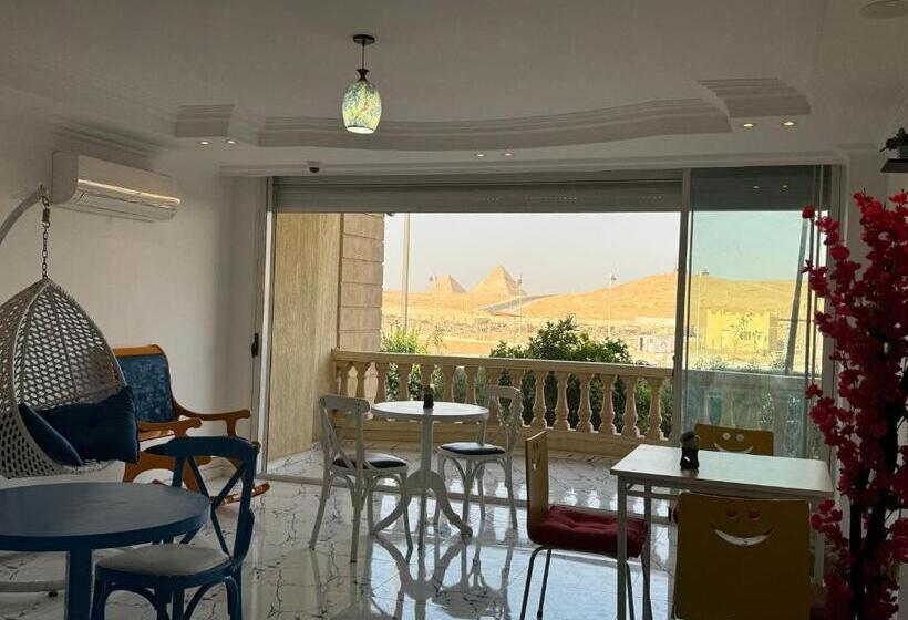 Grand Pyramids Hostel