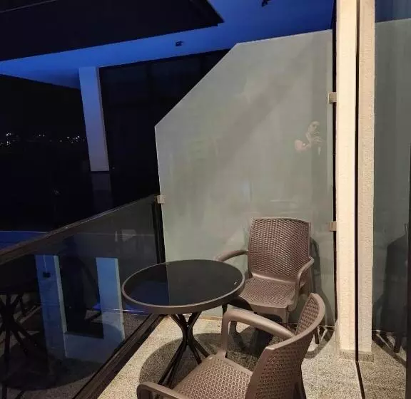 هتل Sea Side