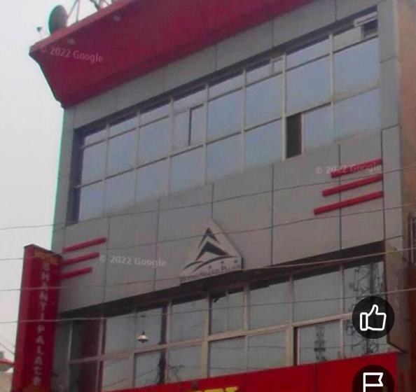 호텔 Shanti Palace