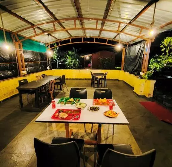 Hotelli Wild Flower Agro Resort