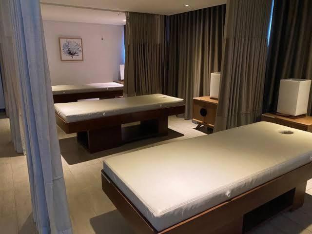 Luxestaysmnl Stylish Family 2br Suite Poolgym 400mbps Wifi Netflx Amazing City View