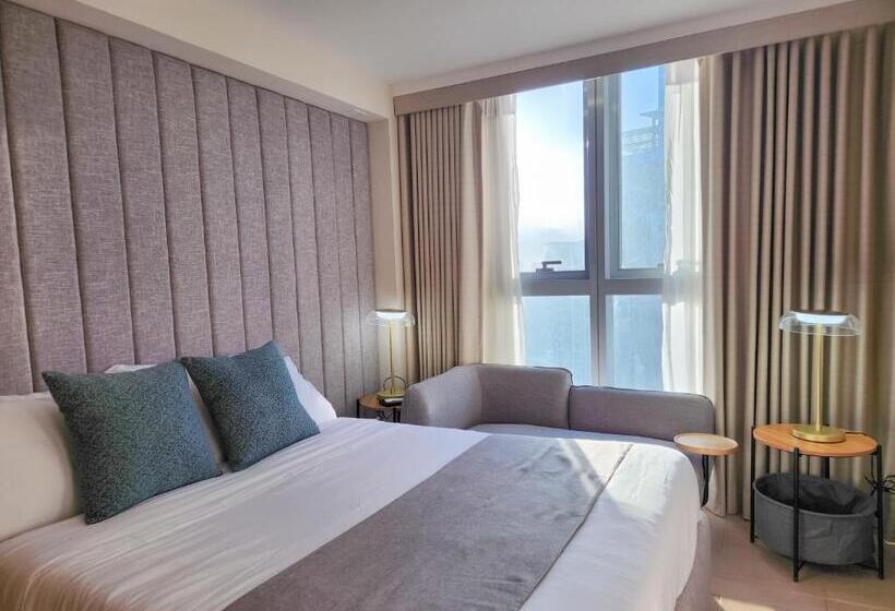 Luxestaysmnl Stylish Family 2br Suite Poolgym 400mbps Wifi Netflx Amazing City View