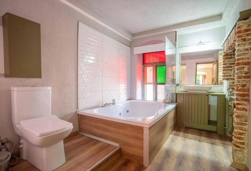 پانسیون Latibule Macaron Guest House