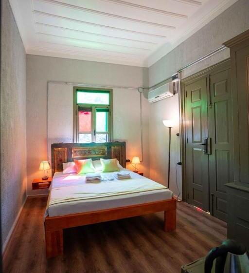 پانسیون Latibule Macaron Guest House