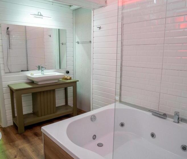 پانسیون Latibule Macaron Guest House