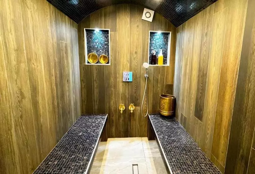 Majatalo Les Bains De Marrakech