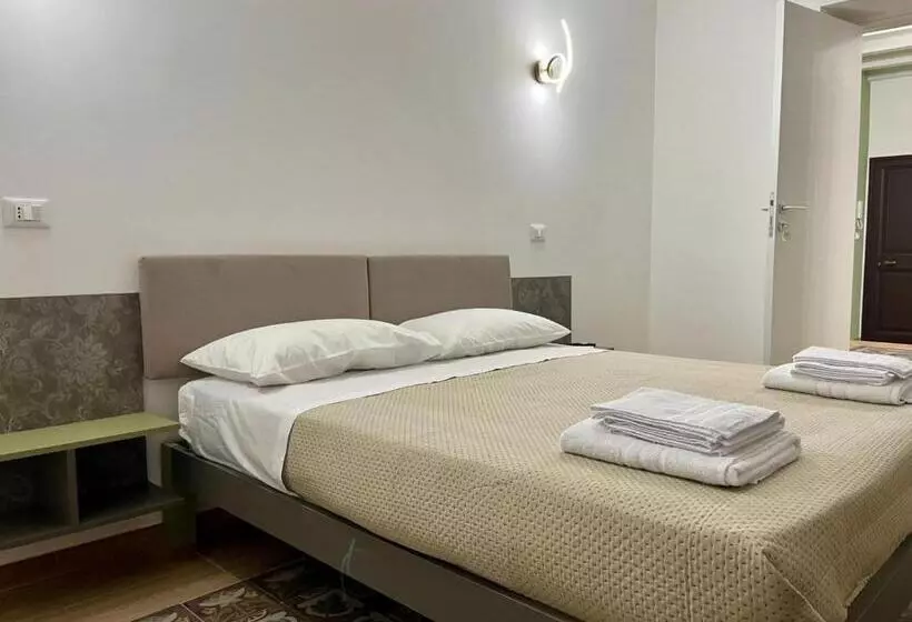 Aamiaismajoitus (B&B) Al Duomo Suites