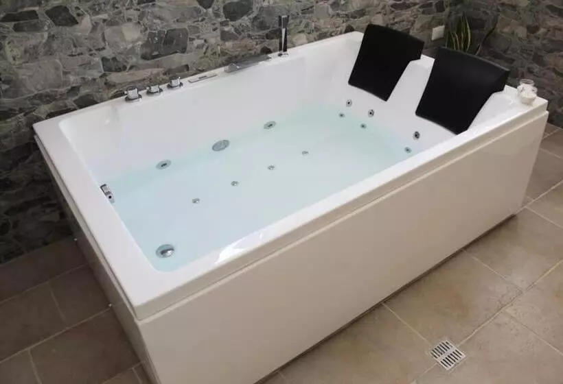 Aamiaismajoitus (B&B) Il Salento Di Fioravante