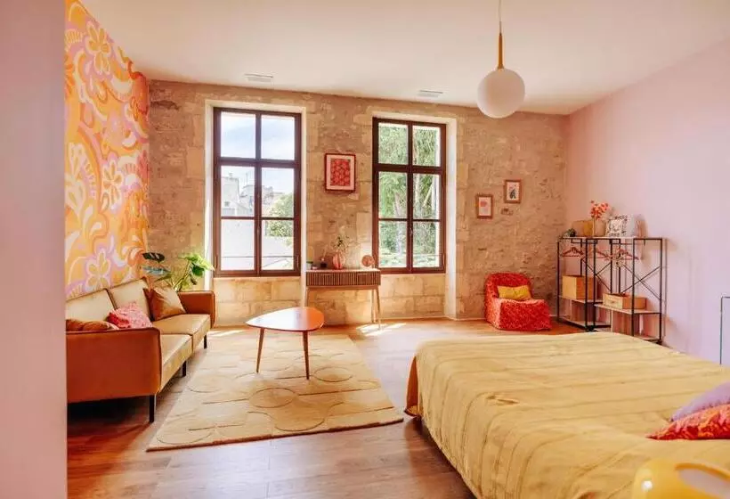 Aamiaismajoitus (B&B) Le Jardin Des Cordeliers