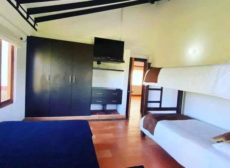 カプセルホテル Casa Hotel La Primavera
