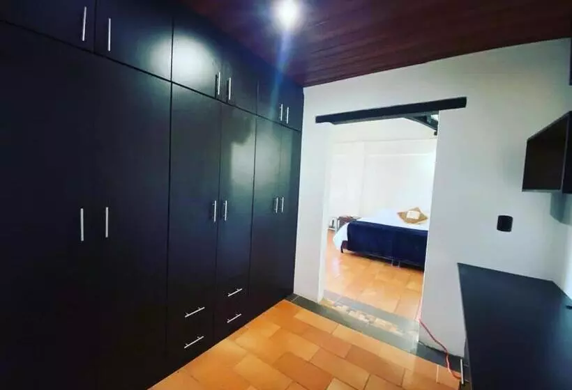 カプセルホテル Casa Hotel La Primavera