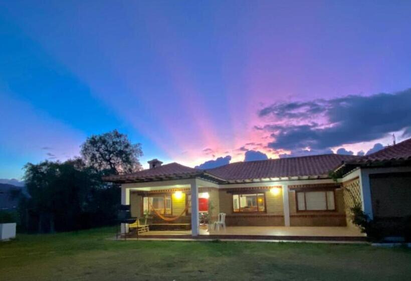 מלון כמוסות Casa Hotel La Primavera