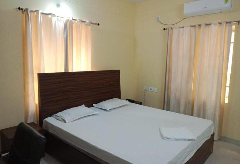 Hotel Goroomgo Green Akress Bhubaneswar Comfortable Bed With Impressive Service