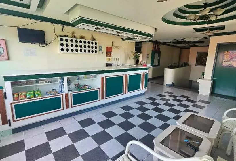 Hotelli Green Mellow Court