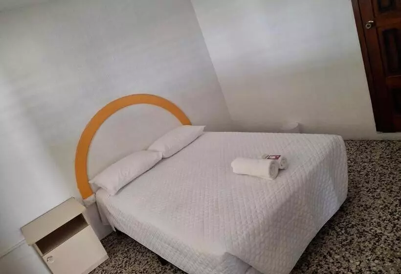 هتل La Tía