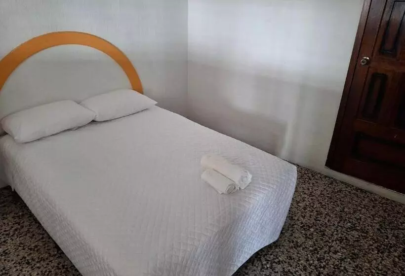 هتل La Tía