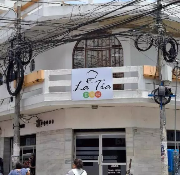 هتل La Tía