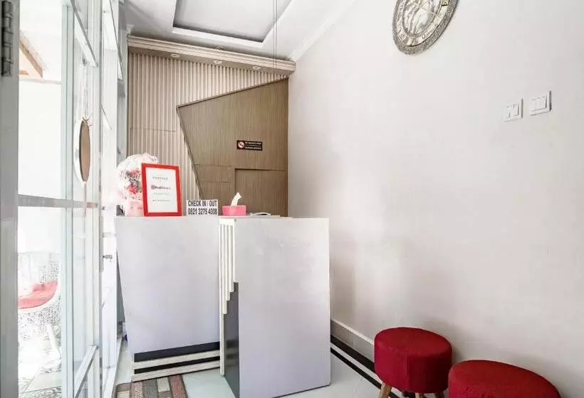 ホテル Reddoorz Near Taman Bekapai 3 Balikpapan