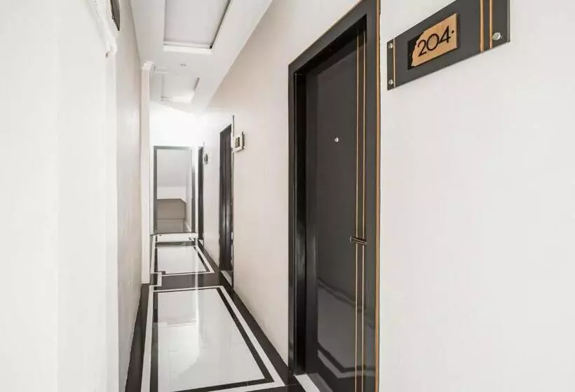 ホテル Reddoorz Near Taman Bekapai 3 Balikpapan