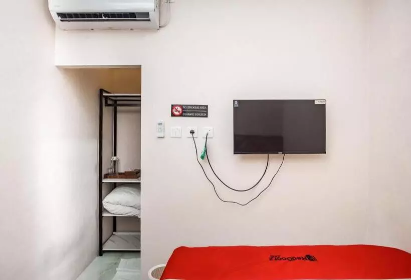 ホテル Reddoorz Near Taman Bekapai 3 Balikpapan