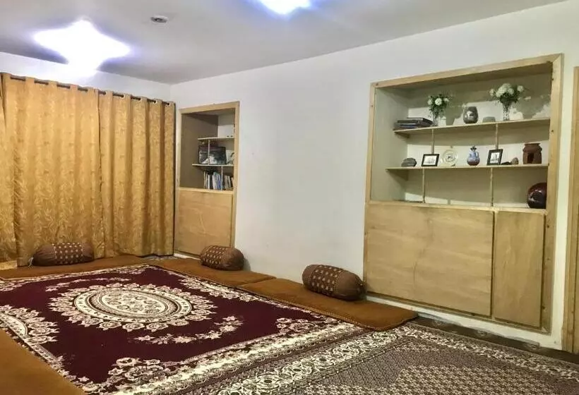 هتل Serenity Guest House