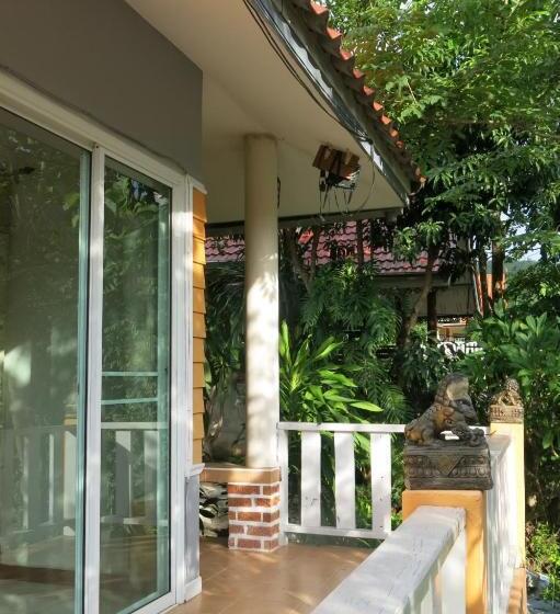 펜션 จันทรา รีสอร์ต เอราวัณ Jantra Resort Erawan Kanchanaburi