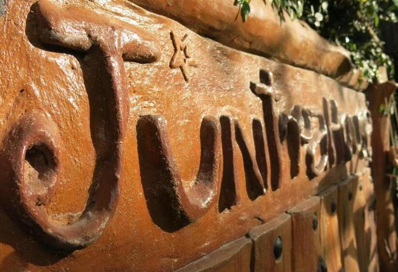 펜션 จันทรา รีสอร์ต เอราวัณ Jantra Resort Erawan Kanchanaburi