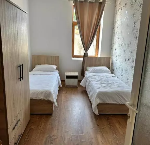 ペンション Cazare Sascut