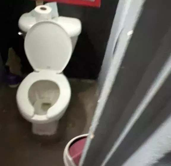 Majatalo Hermoso Cuarto 3x4 Remodelado