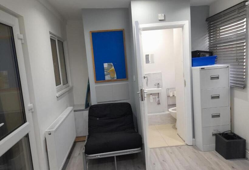 ペンション Livingstone