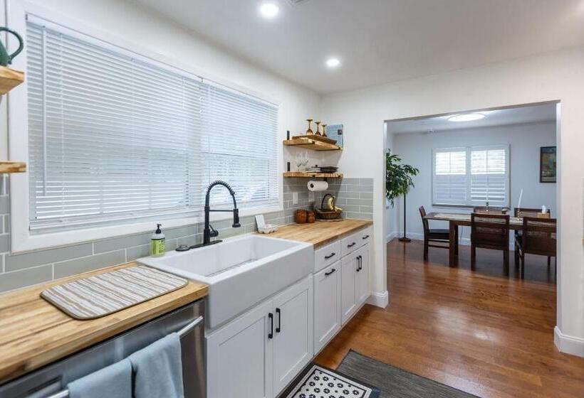 بنسيون The North Line House