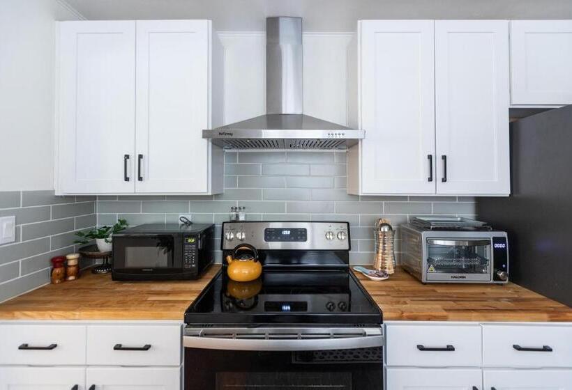 بنسيون The North Line House