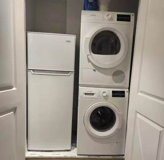 Majatalo West Vancouver Sunset Guesthouse