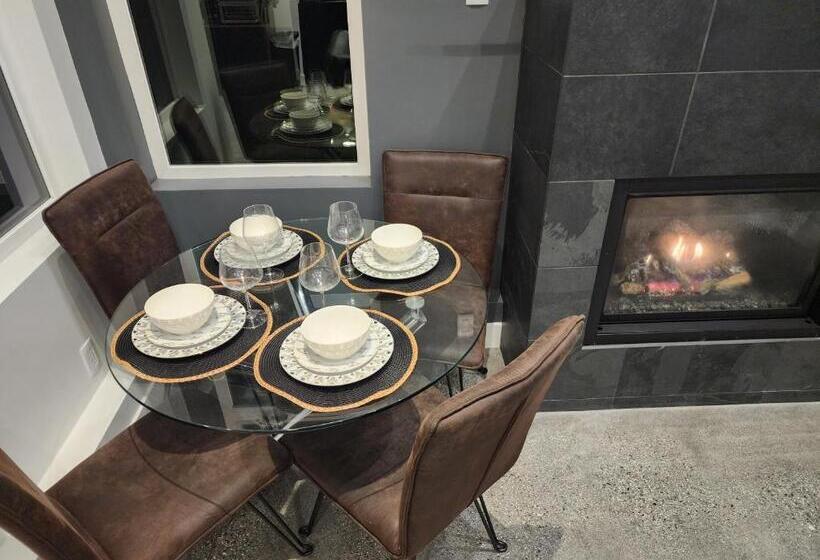 ペンション West Vancouver Sunset Guesthouse