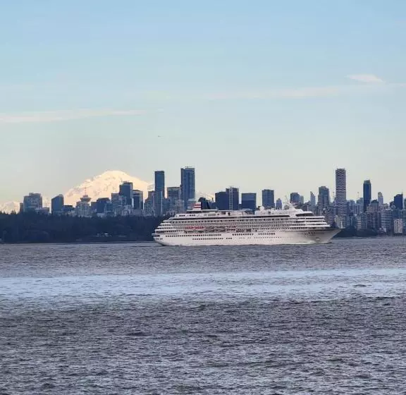 Majatalo West Vancouver Sunset Guesthouse