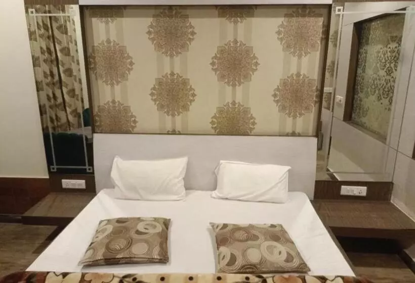 Hotelli Razido Suites