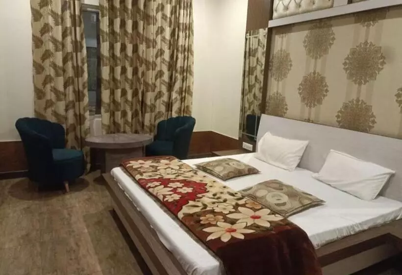 Hotelli Razido Suites