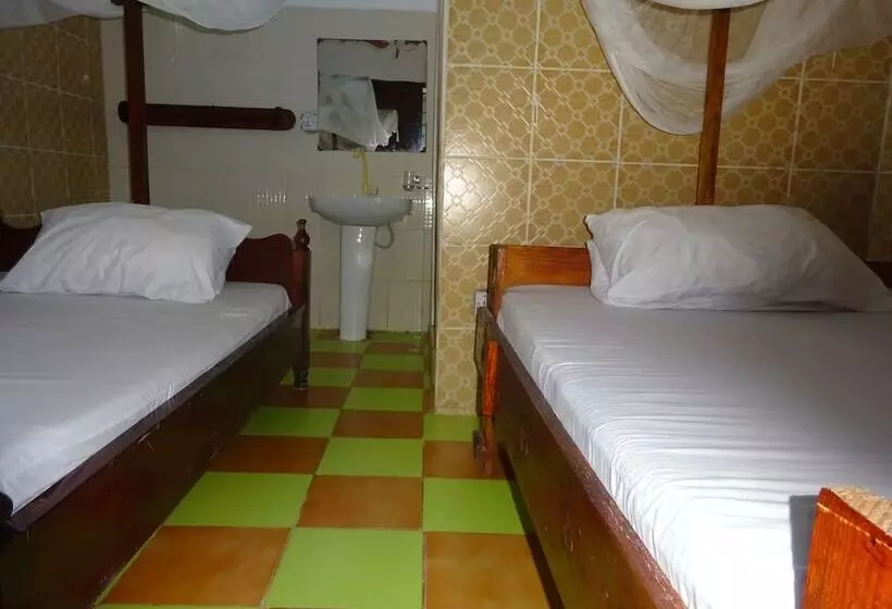 ベッドアンドブレックファースト Homeland Swahili Lodge   Hostel