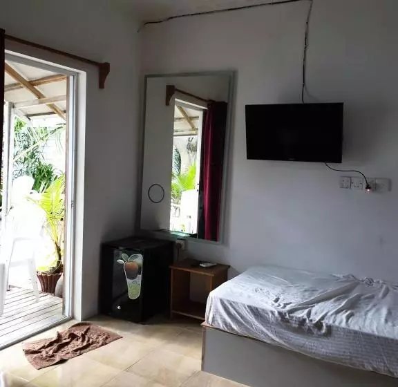 تختخواب و صبحانه Maafushi View
