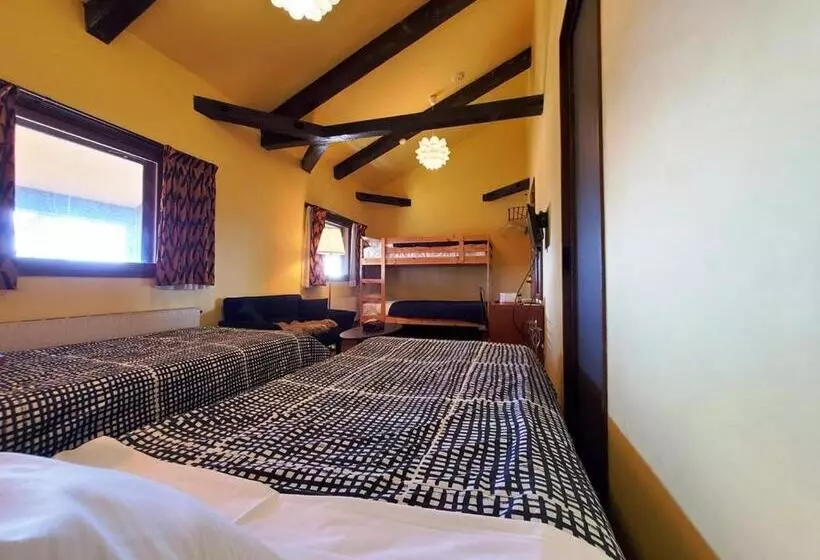 Aamiaismajoitus (B&B) Villa Monrepos