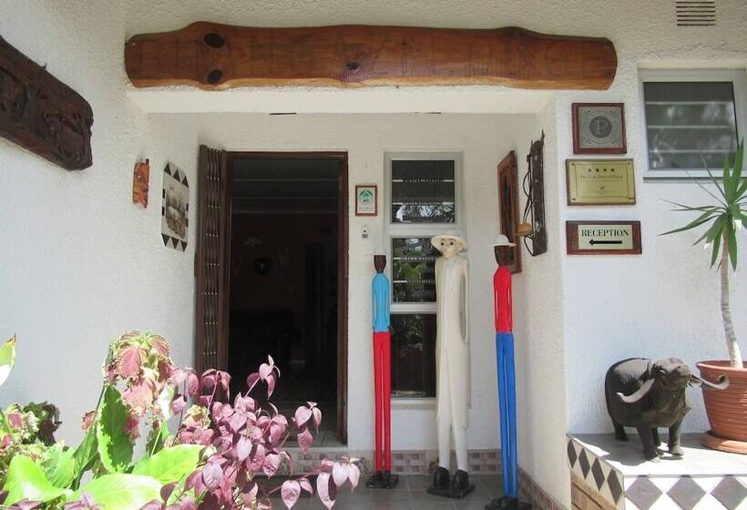 Bhangazi Lodge Bed & Breakfast