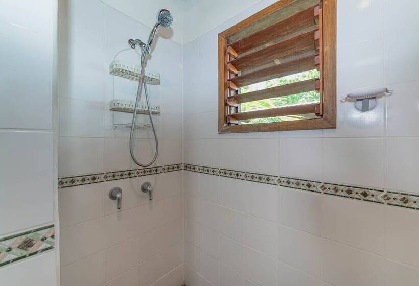 هتل Cocolobo Resort