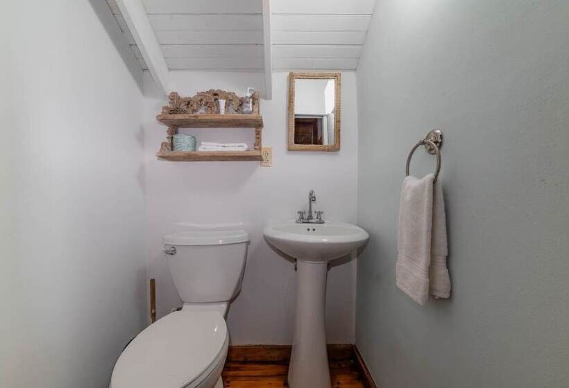 هتل Cocolobo Resort