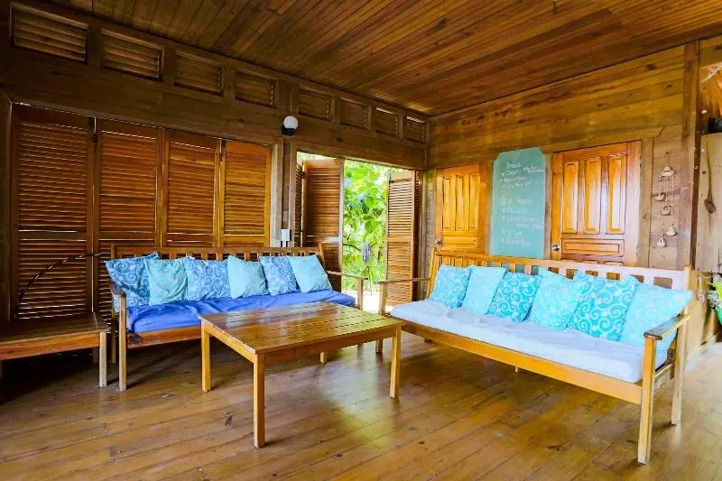 هتل Cocolobo Resort
