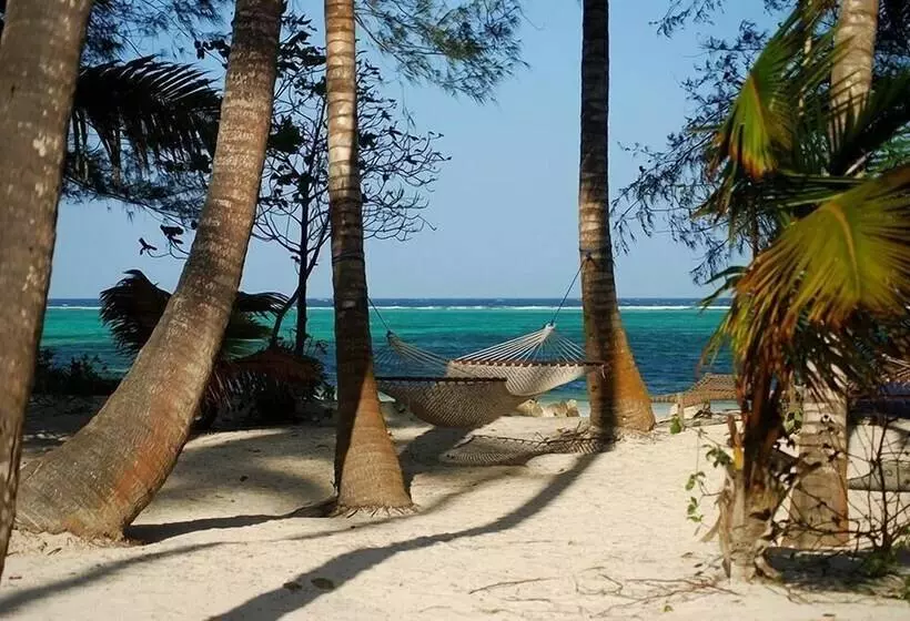 Hotelli Panga Chumvi Beach Resort