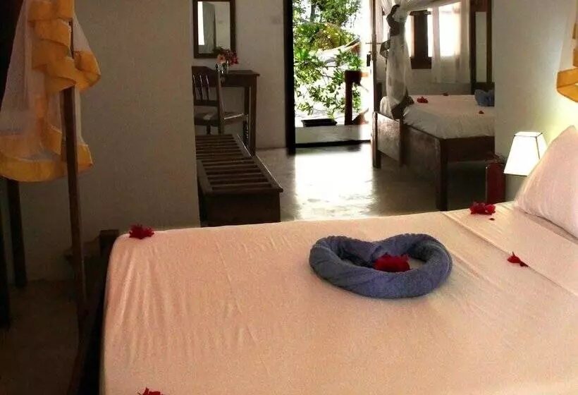 Hotelli Panga Chumvi Beach Resort